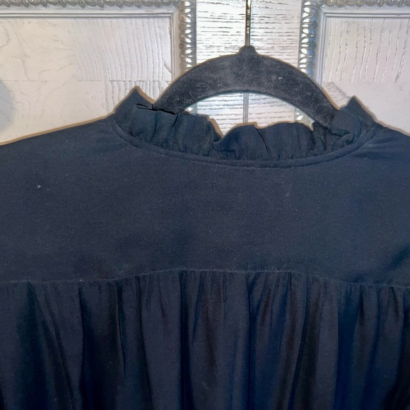 BCBG 100% Silk Blouse- Black - Picture 4 of 5